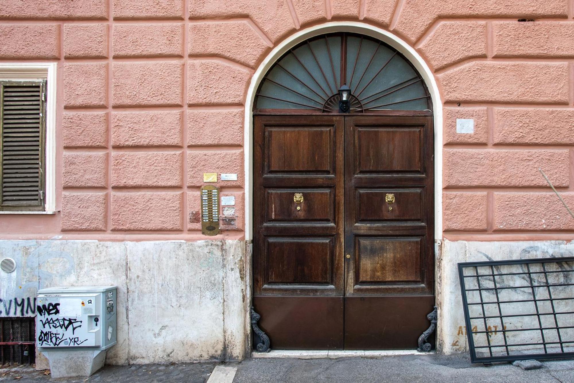 Apartment Brusilva Al Colosseo Rome